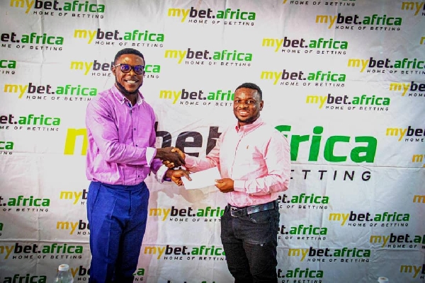 Officials of Mybet.Africa and Home Star FC during the ceremony