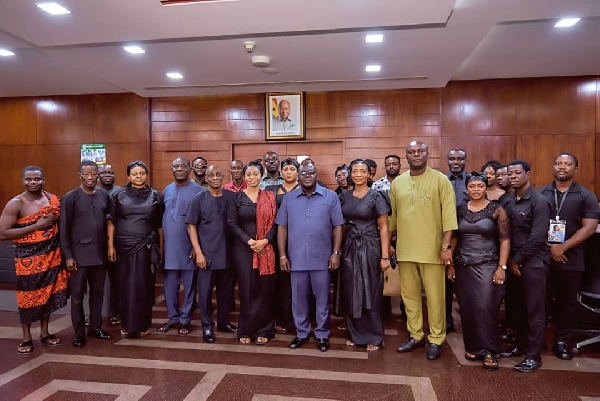 A group photograph of the family of family of the late Kantanka and some staff of the presidency