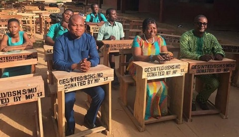 Samuel Okudzeto Ablakwa has donated 200 pieces of furniture to the Battor Senior High School