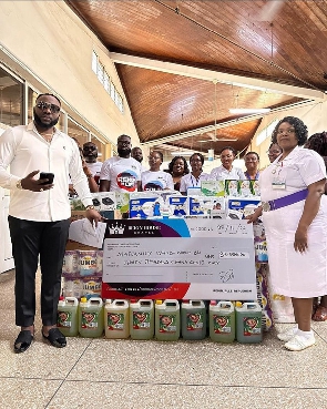 Prophet Eric Boahen, officials of the hospital facility during the presentation of the items