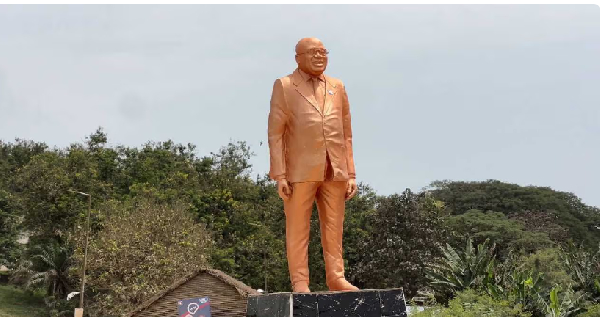 The statue was mounted to honour President Akufo-Addo’s contributions to the region