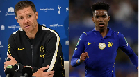 Chelsea manager Xabi Alonso and Willian Estevao