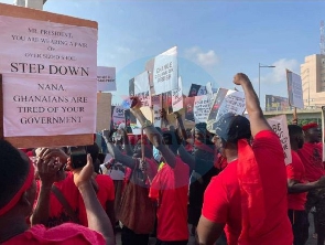 The protestors mounting pressure on the president to resign