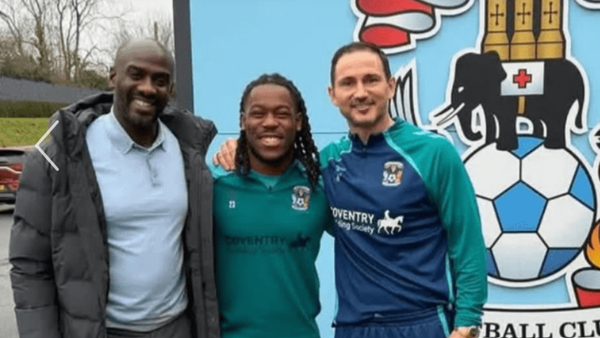 Ghanaian coach Otto Addo (L) has made a personal visit to striker Brandon Thomas-Asante (M)