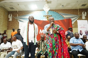 John Dramani Mahama (right) addressing the people of Atonsu