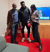 Gabby Otchere-Darko and his daughter with Thomas Partey