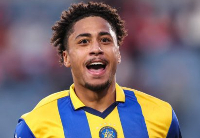 Tyrese Asante is a Dutch-born defender of Ghanaian
