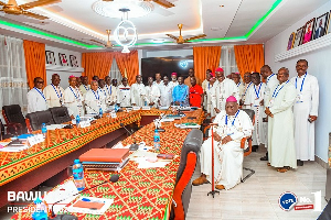 Dr. Mahamudu Bawumia with members of the Catholic Bishops Conference