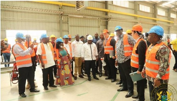 President Akufo-Addo commissioning the Twyford Ceramics Factory in Shama