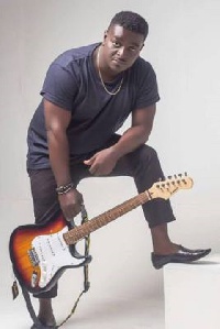 Ghanaian singer Kumi Guitar