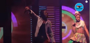 Dancehall artiste Stonebwoy blesses the crowd with his performance