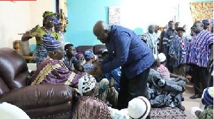 Yagbonwura Tuntumba Boru-Essa II welcoming President Akufo-Addo