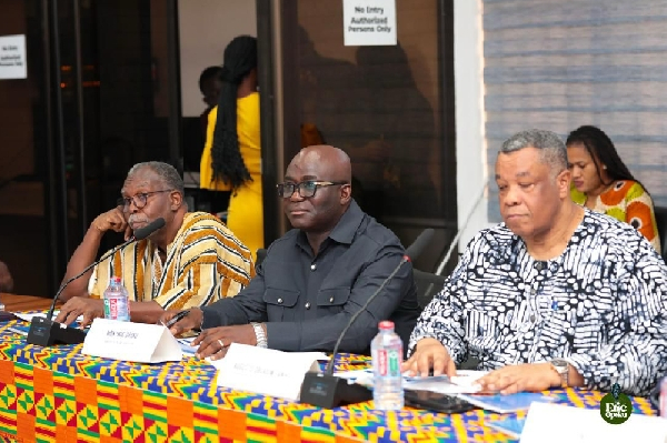 The minister (M) announced that the government is developing two million hectares of arable land