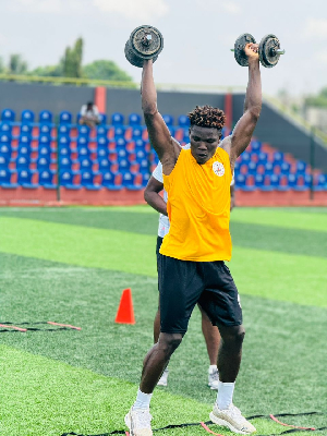 Former Great Olympics Star Maxwell Abbey Quaye Trains With Totti Laryea