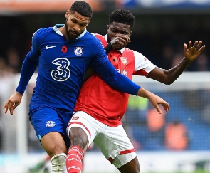 Arsenal midfielder, Thomas Partey in a tussle with Chelsea's Luftus-Cheek