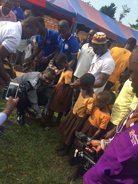 Young Patriot made a donation to Onyame Na Ose