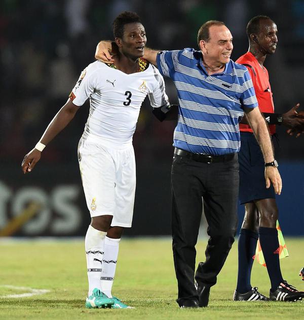 Ghana Coach Avram Grant with his skipper Asamoah Gyan