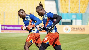 Solomon Agbasi (L) and Benjamin Asare (R) are teammates at Hearts of Oak