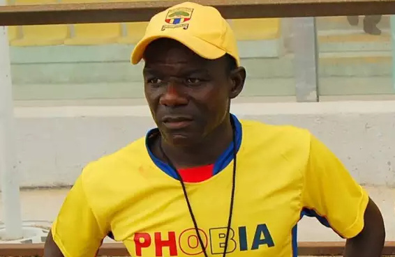 Ex-Ghana goalkeeper Abukari Damba
