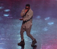 Sarkodie fired up the place with his songs which he performed hit after hit
