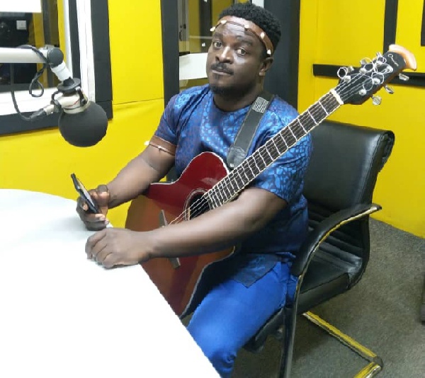 Ghanaian Highlife artiste, Kumi Guitar
