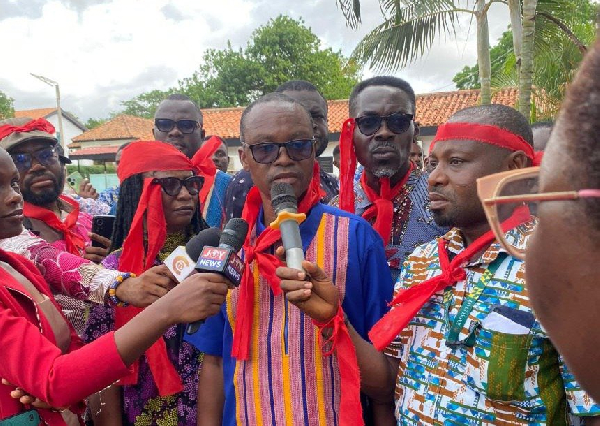 University senior staff unions have called off its strike following government's intervention