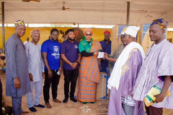 Electroland Ghana  donates items to Gbewaa Palace