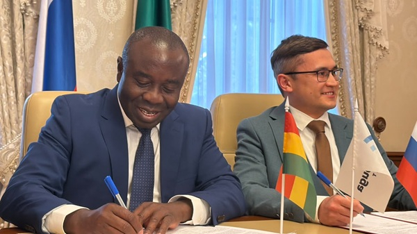 A picture of Labour, and Job Creation, Emmanuel Agyekum and E.R. Safuillin