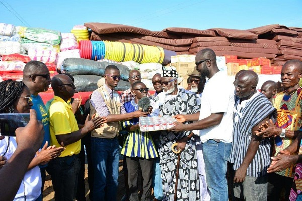 Presentation of the relief items to the Chief of Anyako, Togbe Dukli Attipoe