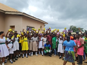 The school children present were supplied with free sanitary pads