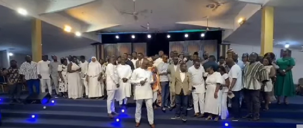 The delegation also made a donation to the church