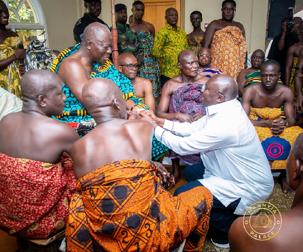 Dr Mahamudu Bawumia with the Asantehene Otumfuo Osei Tutu II today