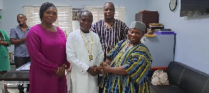 Mr. Kwadwo Fosu ( middle) with the executives of the Chamber of Construction Industry