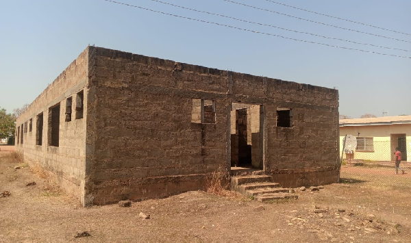 Photo of the uncompleted marternity block