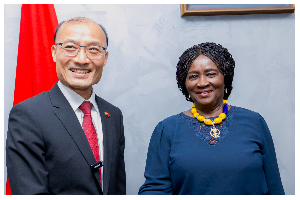 Tong Defa and Prof Jane Naana Opku-Agyemang