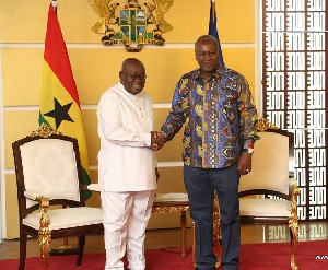 President Akufo-Addo (L) and Former president, John Dramani Mahama (R)