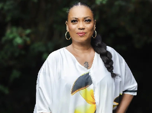 Actress Pascaline Edwards A .png