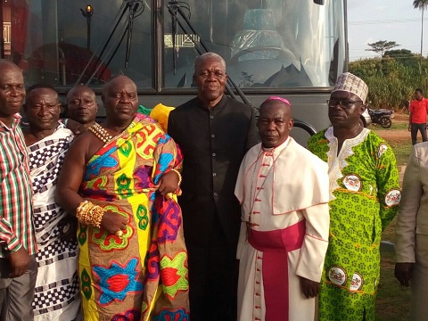 Vice President Kwesi Amissah-Arthur with the chiefs of Ntotrosu Traditional Area