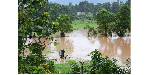 Floods kill 8, displace hundreds in Uganda