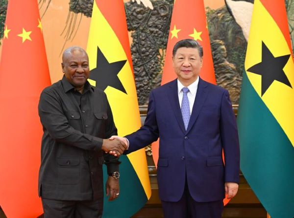President Mahama meets Chinese President, Xi Jinping