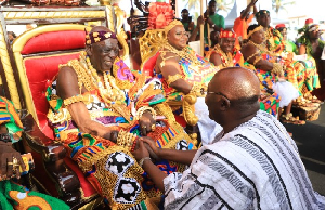 Dr Bawumia exchanging pleasantries with Oguaamanhene, Osabarima Dr. Kwesi Attah