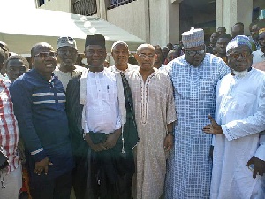 CAF President Ahmad Ahmad joins his former vice President Kwesi Nyantakyi in the mosque in Ghana