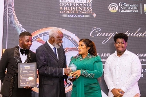 Adelaide A. Siaw-Agyepong receiving the award