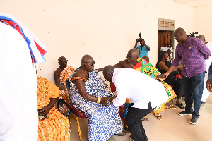 Nana Anim Agyekum II welcoming NPP Flagbearer Dr. Mahamudu Bawumia