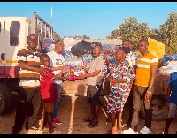 Some of the beneficiaries receiving the items