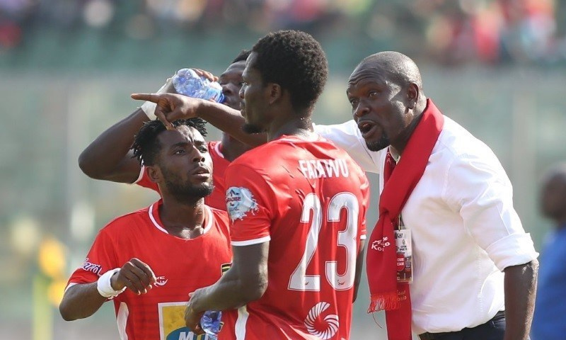 CK Akonnor, former Kotoko coach giving orders to his boys