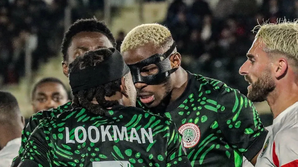 Watch the moment Osimhen angrily confronted Lookman during Nigeria's win