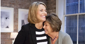 Savannah Guthrie And Mother.png