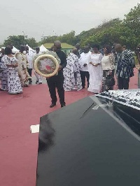 Former President John Dramani Mahama laying a wreath at the grave of Late President Atta Mills
