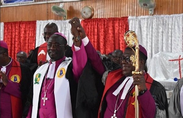 Rt. Rev. Dr Samuel Dua Dodd (left) being introduced to the congregation by Most. Rev. Dr Paul Kwabe